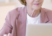 Effective Ways of Building a Strong Personal Brand Online 2023